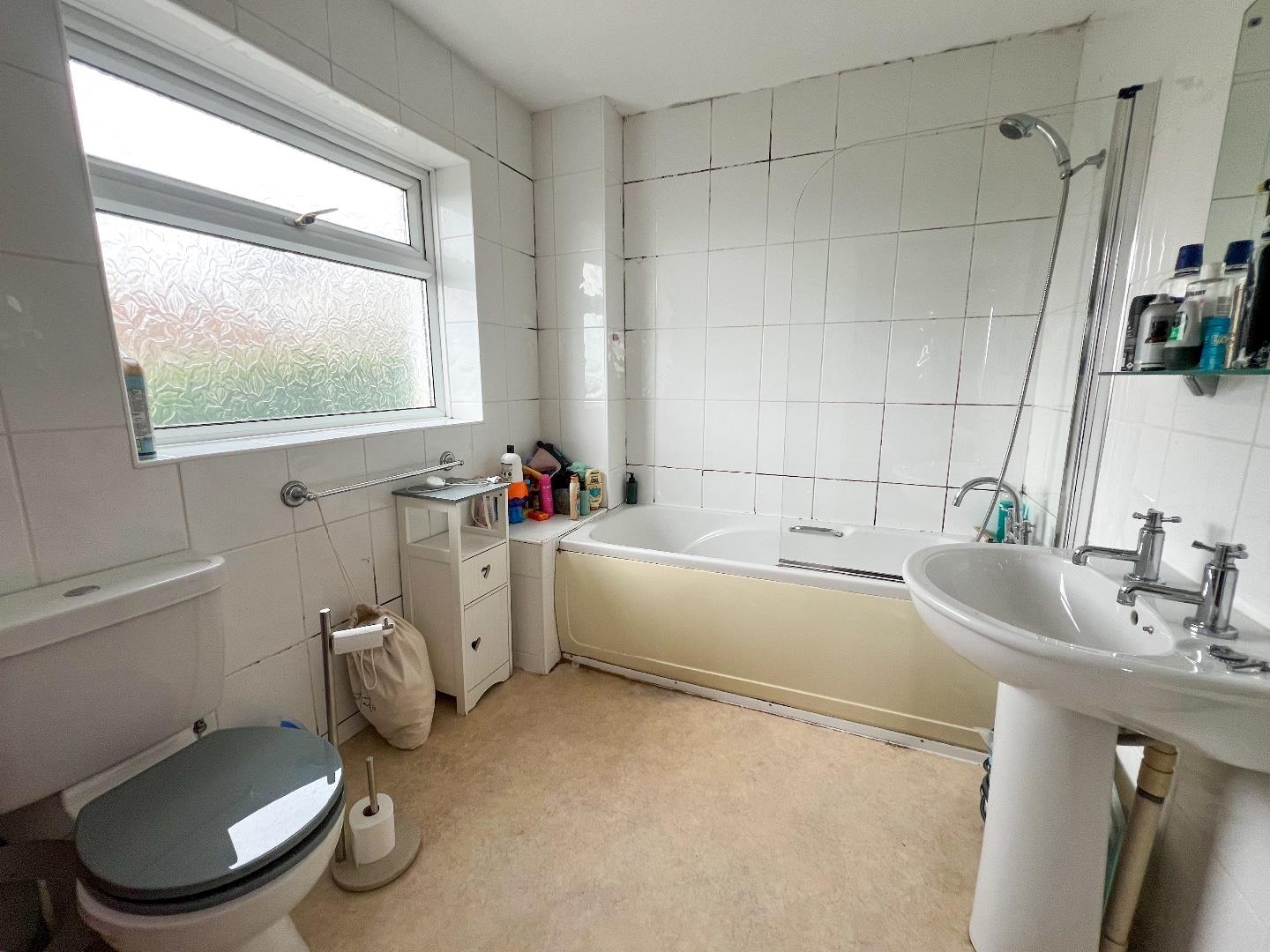 22 Somerset View, Ogmore By Sea, Vale Of Glamorgan CF32 OPP